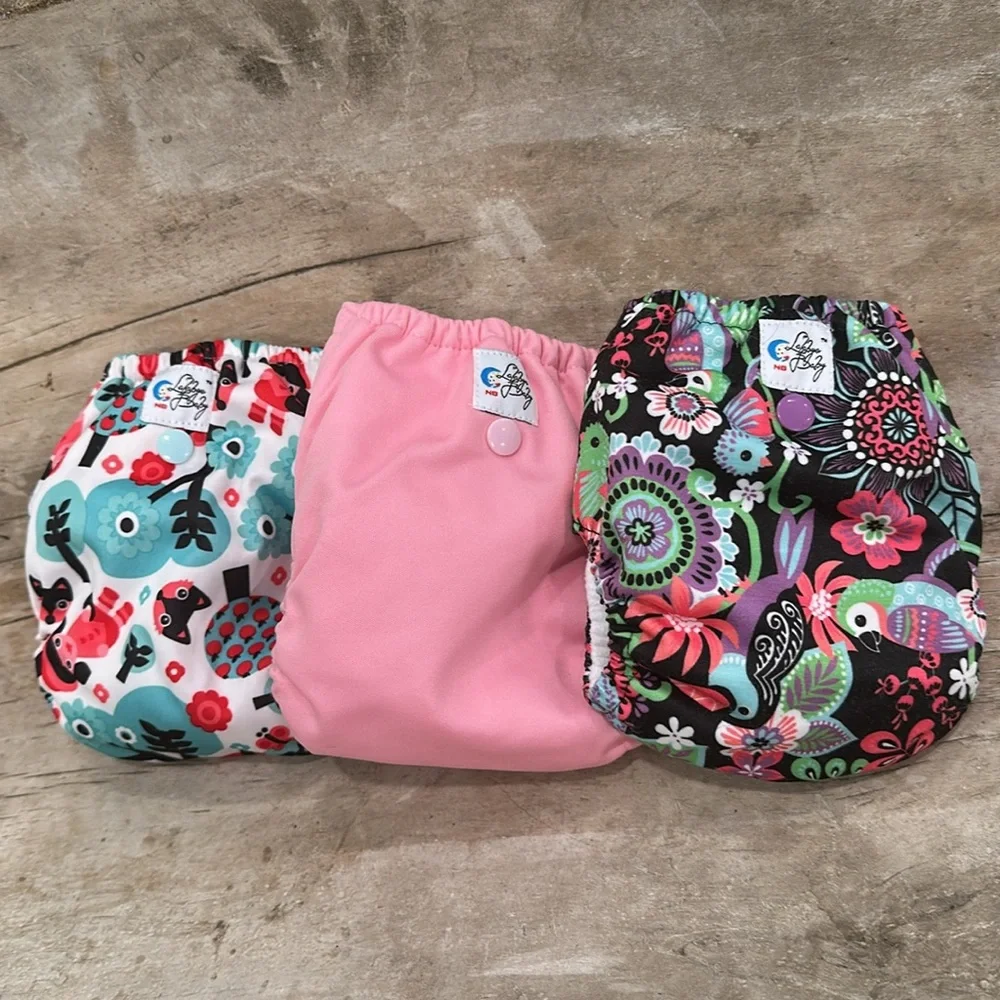 Lalabye Baby, NEWBORN size cloth diapers reusable. Hook and Loop *USED*